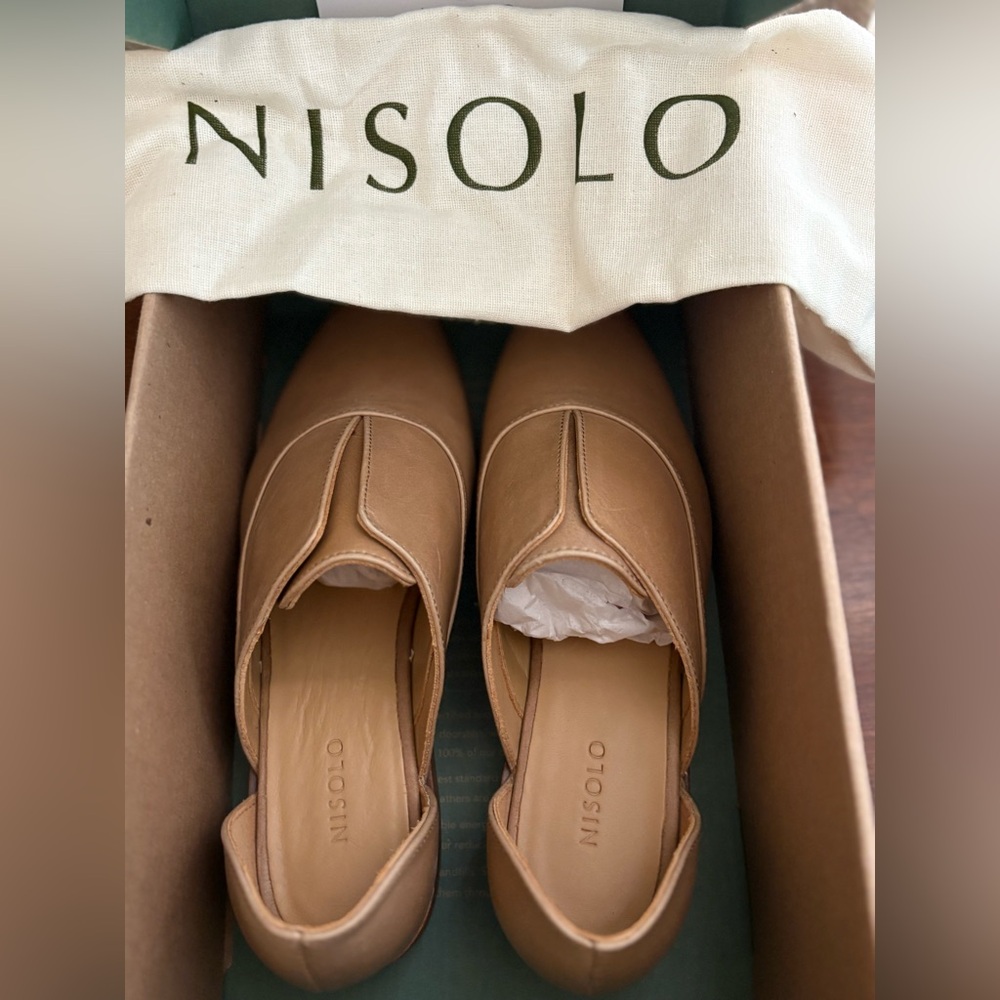 Nisolo Emma d'Orsay Oxford - Almond